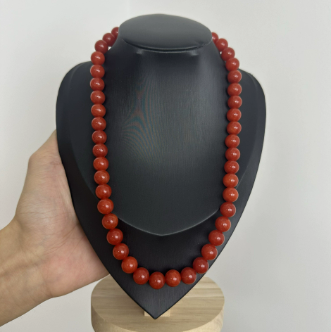 Mom‑Style Jade Necklace