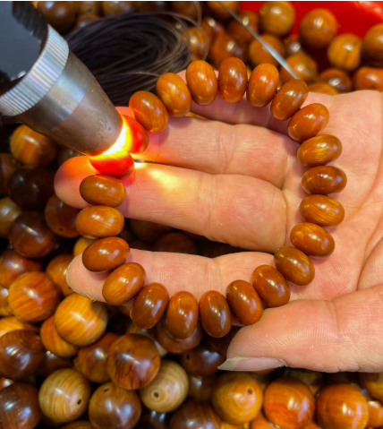 Taihang Aged Cedar Translucent Polished Abacus Bead Bracelet, 9mm×13mm, 22 Beads