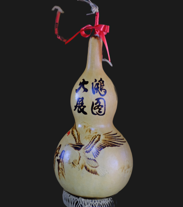 Natural Gourd Ornament with Engraving "Grand Prospects Unfolding"